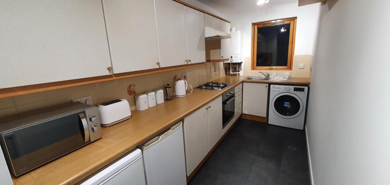ברוטי פרי Spacious, Modern 3 Bedroom Luxury Flat In Centre Location מראה חיצוני תמונה